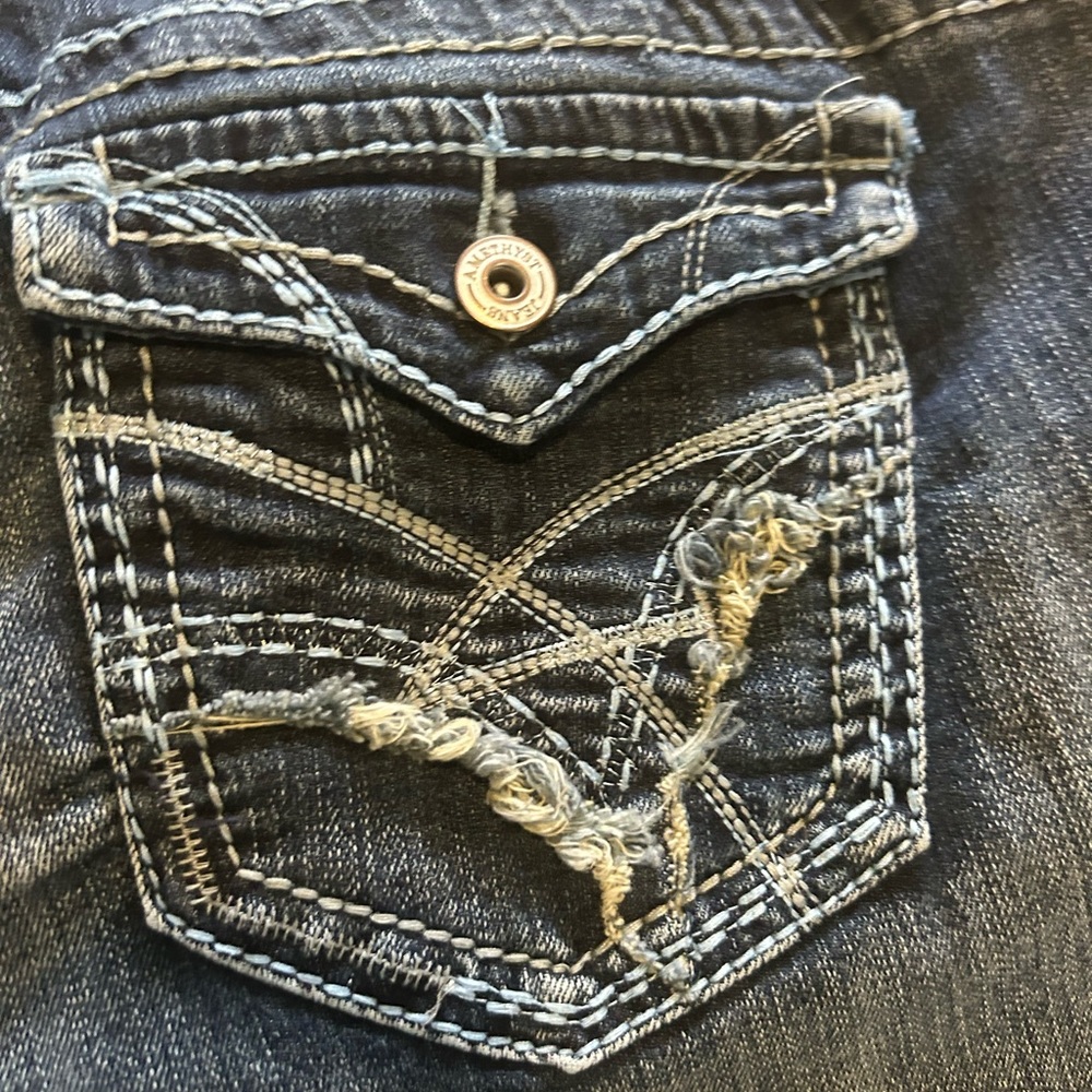 Amethyst Dark Wash Jeans Stretchy Size 16